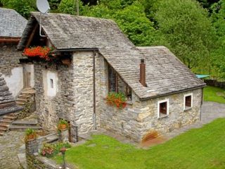 Ferienhaus Valle Verzasca Rustico Lorentino tableau 1